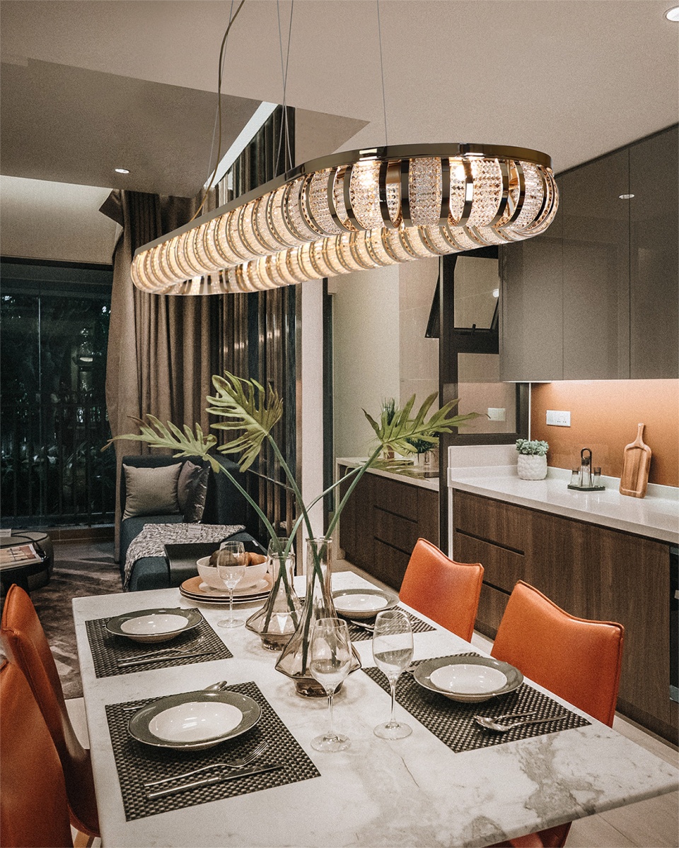 LUSTER LEVIEV SUSPENSION SNOOKER